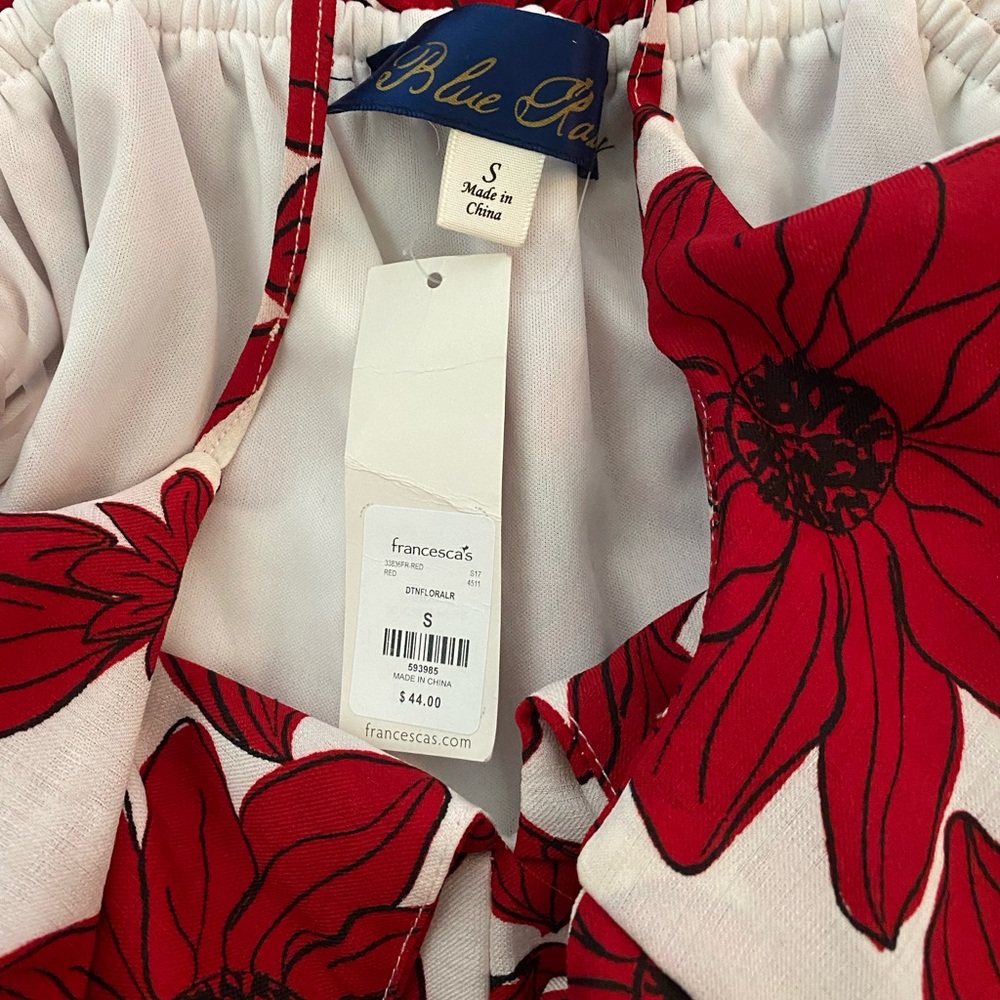 Francesca’s Floral Romper - Picture 7 of 8